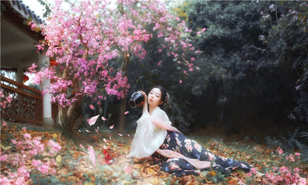 花垣标题：寻求拥有自己孩子的希望—关于供卵代怀公司